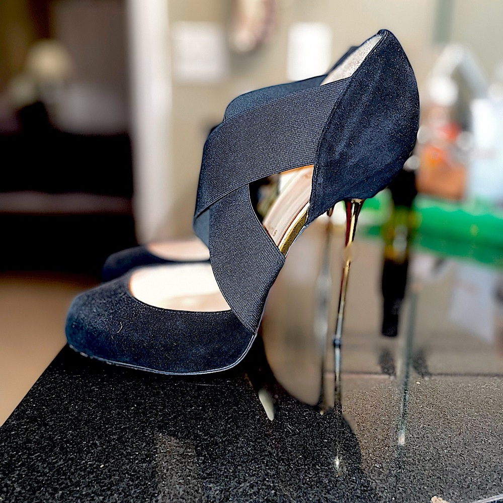 Christian Louboutin Big Dorcet 120 Peep Toe Pumps